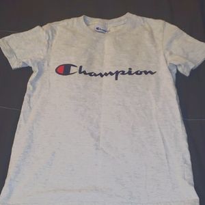 6/25$ Boys Champion t-shirt